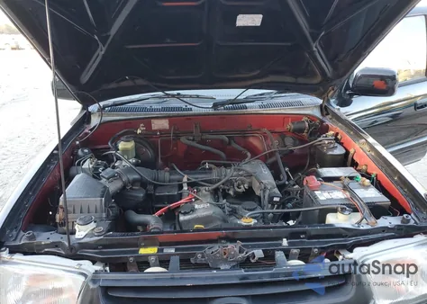 1995 Toyota Hilux Surf z USA, uszkodzony, nr VIN RZN1850019186